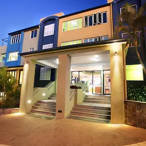 https://caloundra-central-apartment-hotel.queenslandhotels.net