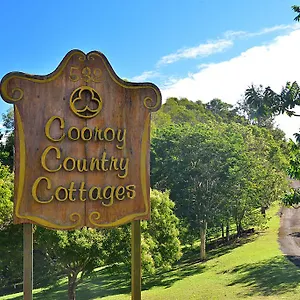 https://cooroy-country-cottages.hotelssunshinecoast.net