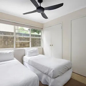 https://6-witta-circle.hotelssunshinecoast.net